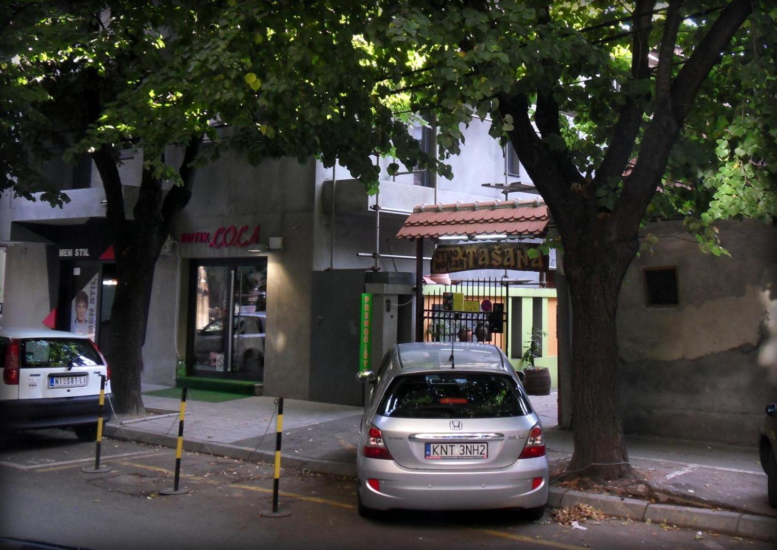 Ni 埃特诺康纳克塔萨那旅馆酒店 外观 照片