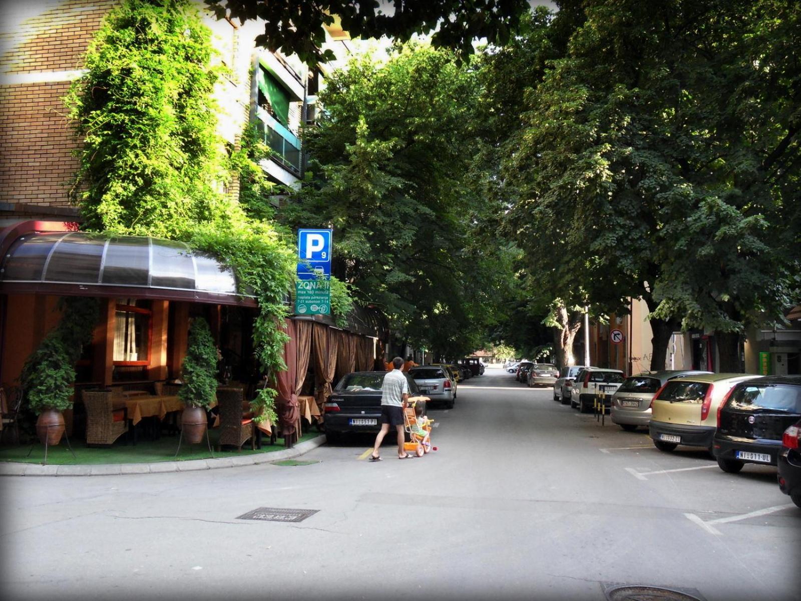 Ni 埃特诺康纳克塔萨那旅馆酒店 外观 照片