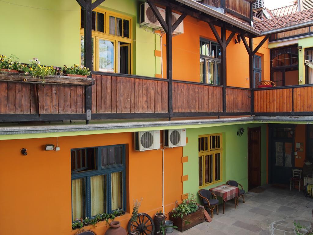 Ni 埃特诺康纳克塔萨那旅馆酒店 外观 照片