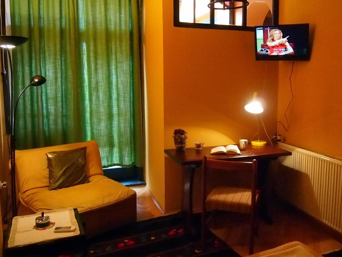 Ni 埃特诺康纳克塔萨那旅馆酒店 外观 照片